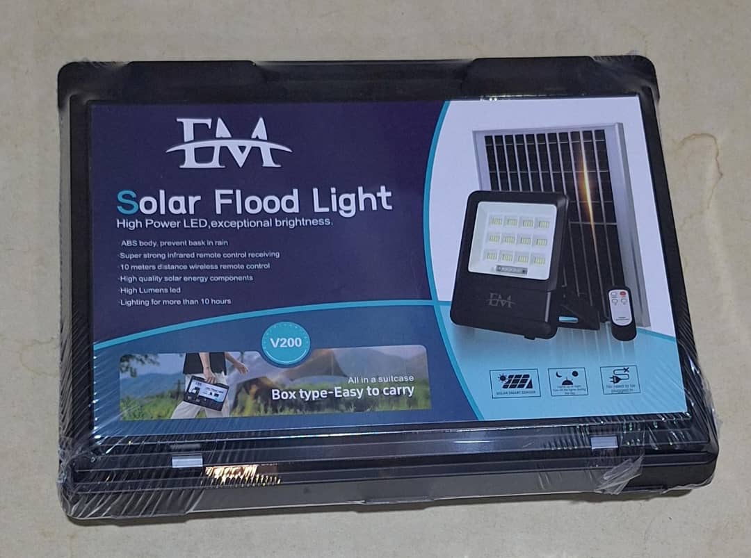 Projecteur Solaire EM-V200 – 200W